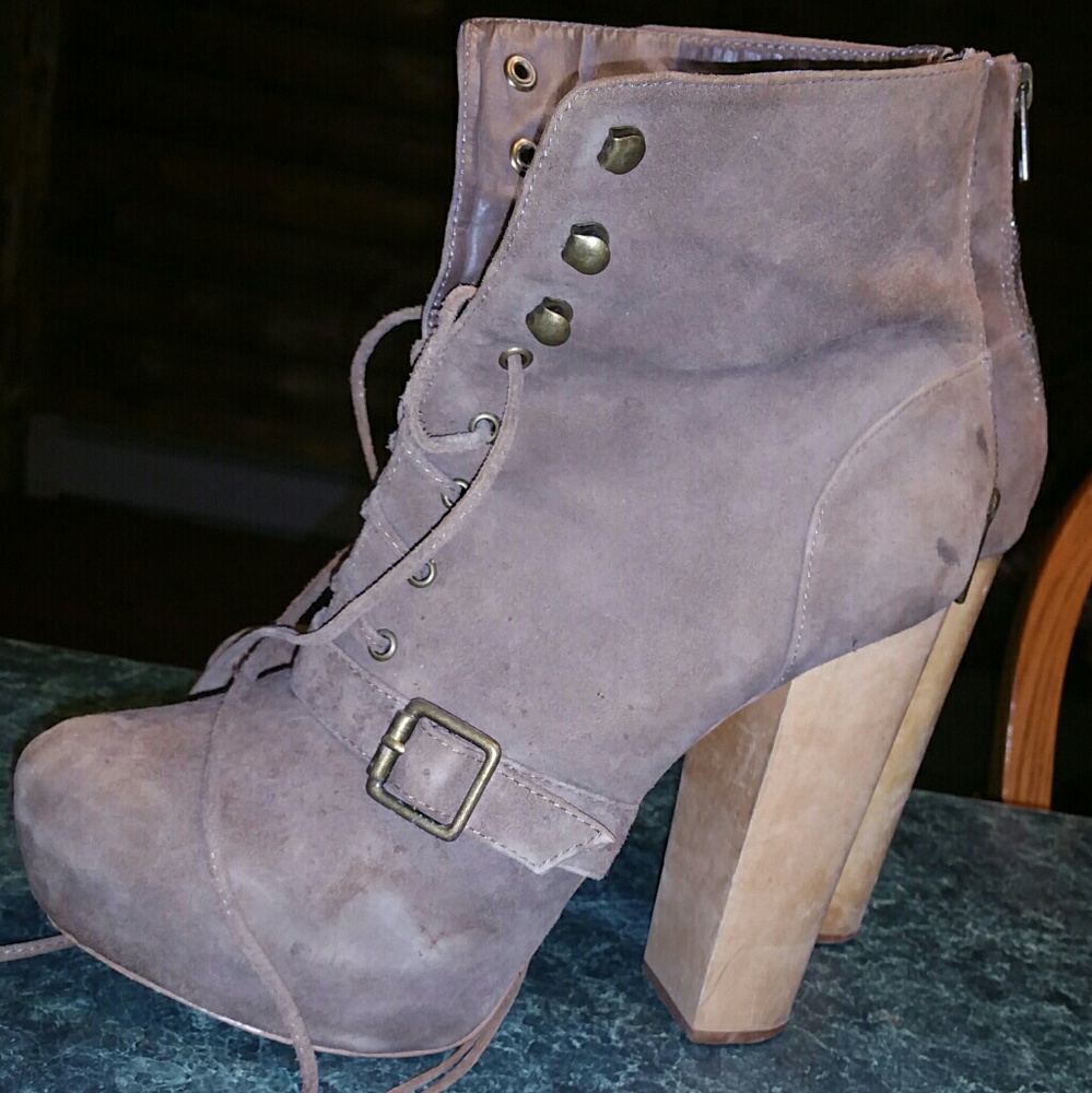 Steve Madden Heeled Booties